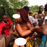 #Gist : Married Woman Paraded Naked And Beaten In Enugu After Having Sex With Her Ex